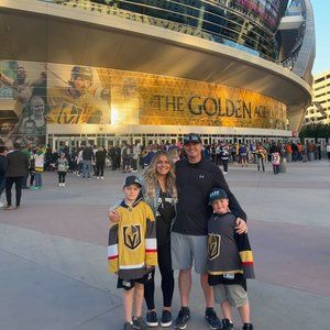 Meet your Posher, Derek